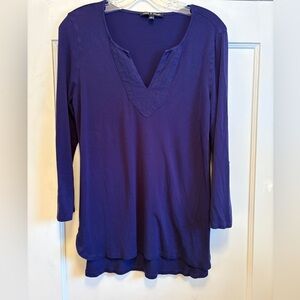 Cable & Gauge purple top shirt- m